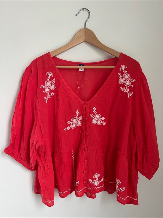 Old Navy Tops - Old Navy 100% Cotton Coral Button-Front Embroidered Top #764185-00 NWOT Size XL